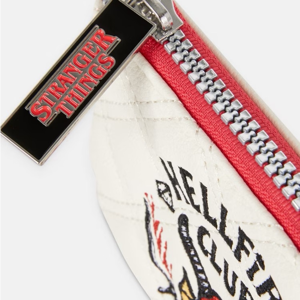 Primark x Stranger Things Coin Purse - Picture 3 of 3